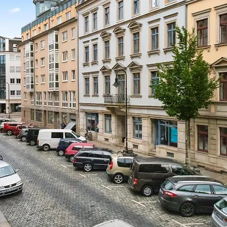 Luxus Im Zentrum Fuer 6 Personen! 3 Zimmer, Balkon, Wlan, Parkplatz * 드레스덴