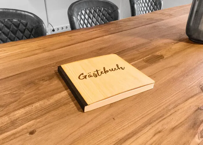 Luxus Im Zentrum Für 6 Personen! 3 Zimmer, Balkon, Wlan, Parkplatz