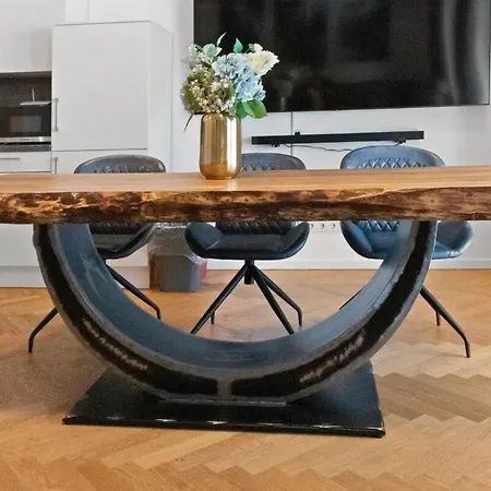 Luxus Im Zentrum Fuer 6 Personen! 3 Zimmer, Balkon, Wlan, Parkplatz * Dresden