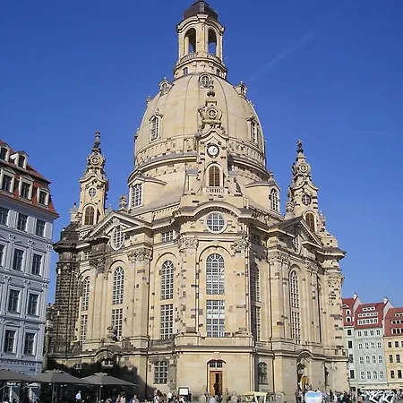 Luxus Im Zentrum Fuer 6 Personen! 3 Zimmer, Balkon, Wlan, Parkplatz * Drezno