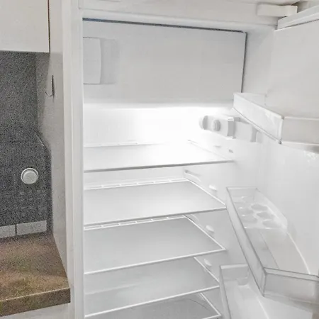 Luxus Im Zentrum Fuer 6 Personen! 3 Zimmer, Balkon, Wlan, Parkplatz *
