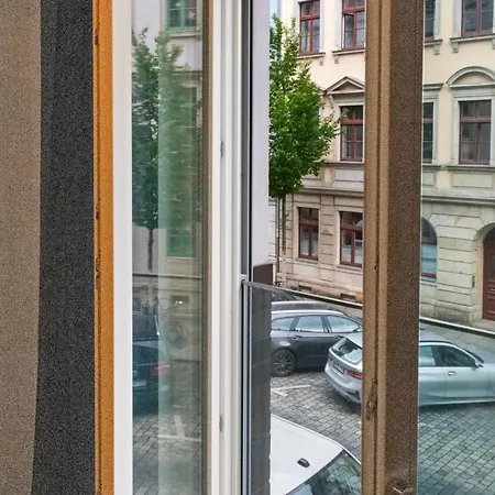 Luxus Im Zentrum Fuer 6 Personen! 3 Zimmer, Balkon, Wlan, Parkplatz Apartament *